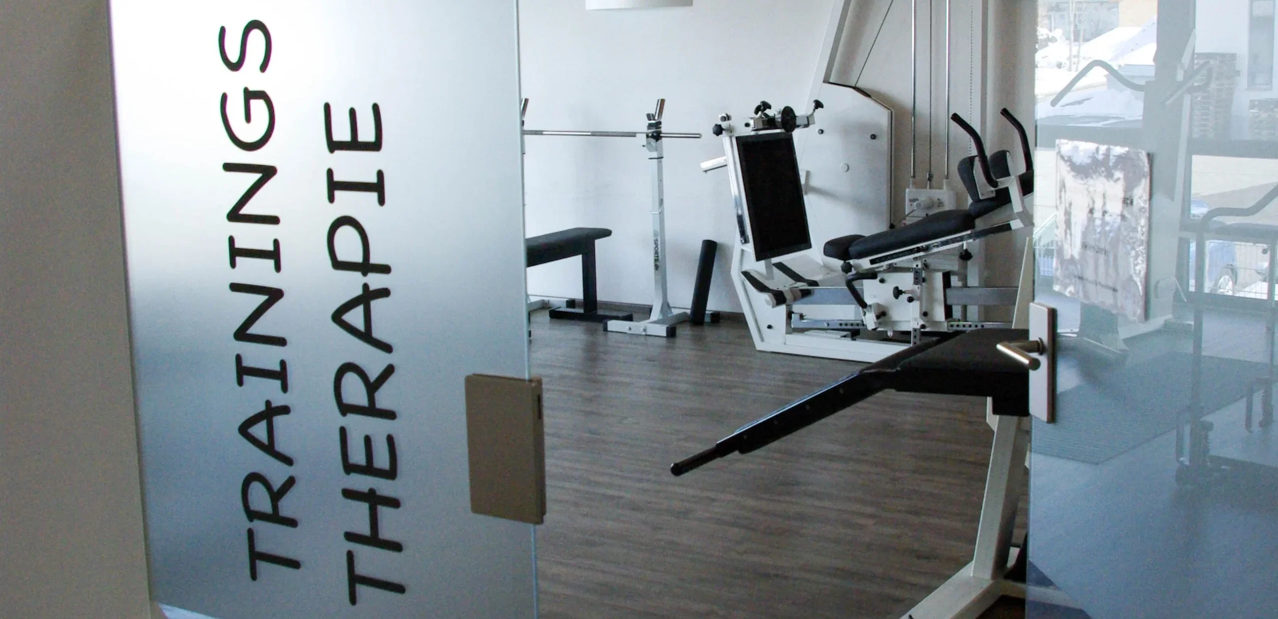 Trainingstherapieraum in Ihrer Physiotherapiepraxis Handwerk in Seeg